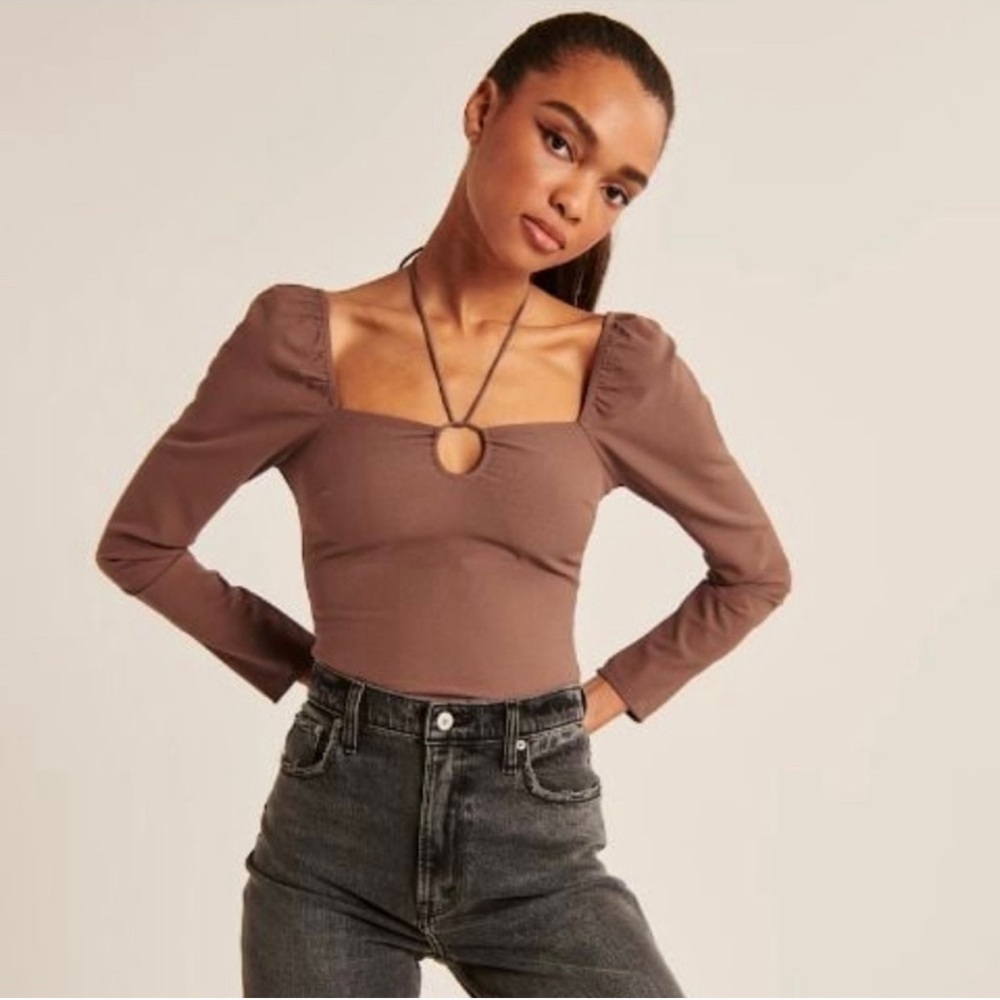 Abercrombie & Fitch | Long-Sleeve Keyhole Strappy Blouse